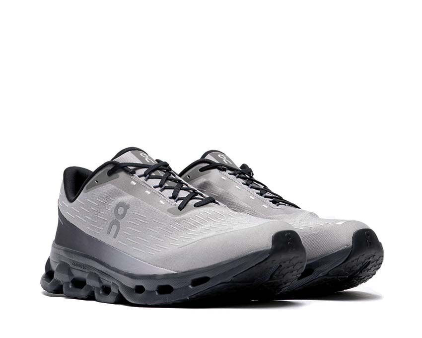 On Cloudspark vista laterale — tomaia leggera scarpa running uomo