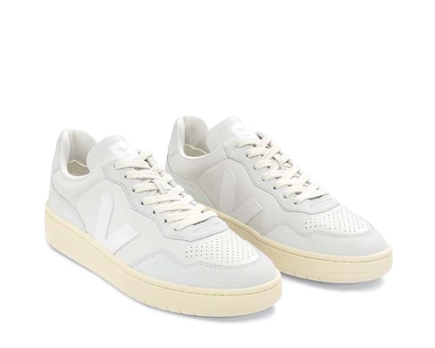 Veja V-90 Gravel/White Sohle — dicke Gummisohle