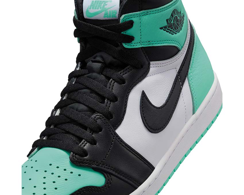 Jordan Air Jordan 1 Retro High OG Green Glow vue latérale — cuir blanc et vert