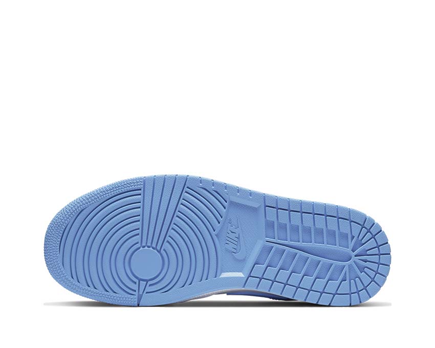 Jordan Air Jordan 1 Low University Blue White — vista tre quarti blu e bianco