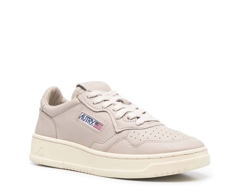 Autry Medalist Low Goat Grey side view — clean low-top silhouette
