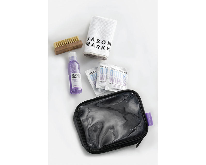 Jason Markk Travel Kit contenu — brosse nettoyant voyage format compact
