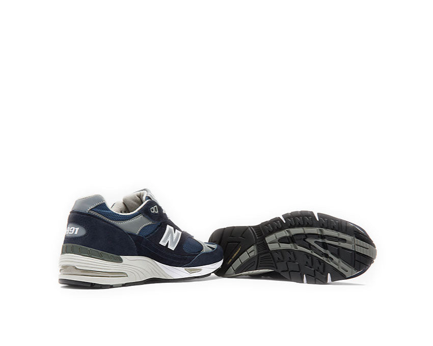New Balance 991 Navy Detail — Wildleder und atmungsaktives Mesh Obermaterial