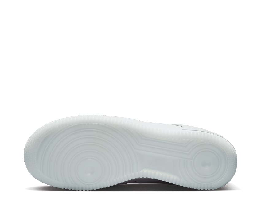 Nike Air Force 1 Low Retro White detail — white leather upper