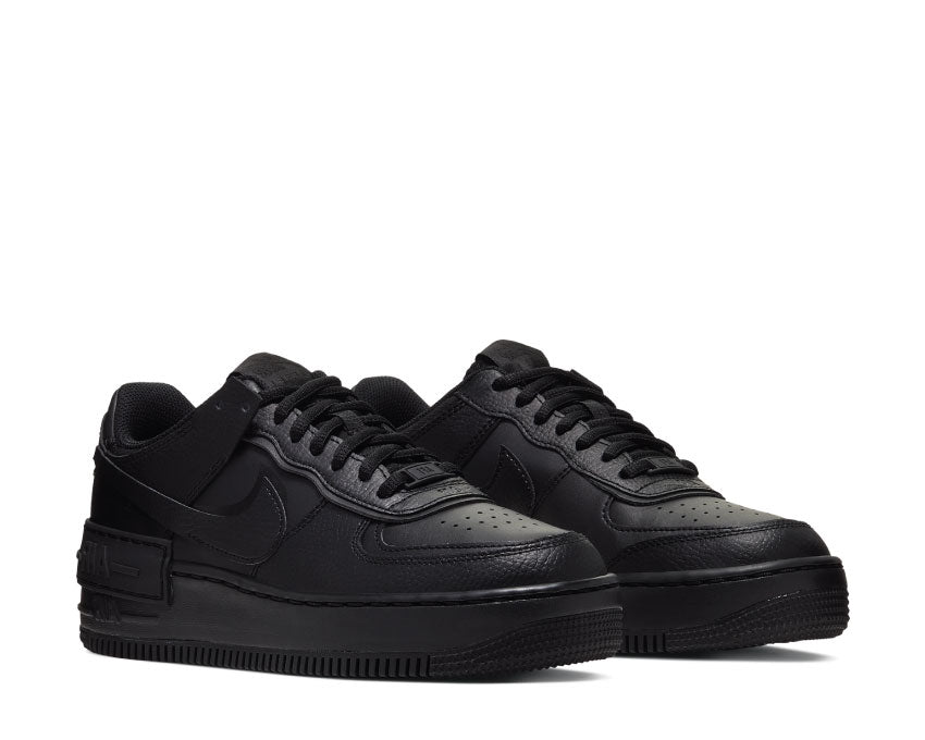Nike Air Force 1 Shadow Black vue latérale — tige cuir layered noir