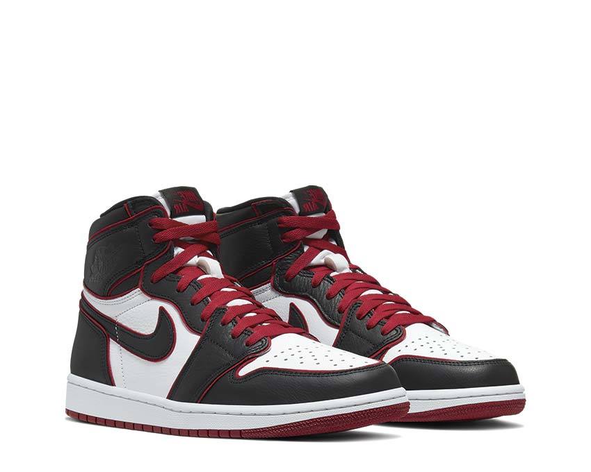 Jordan Air Jordan 1 Retro High OG Bloodlines Black Gym Red White Seitenansicht — Leder Mehrfarbig