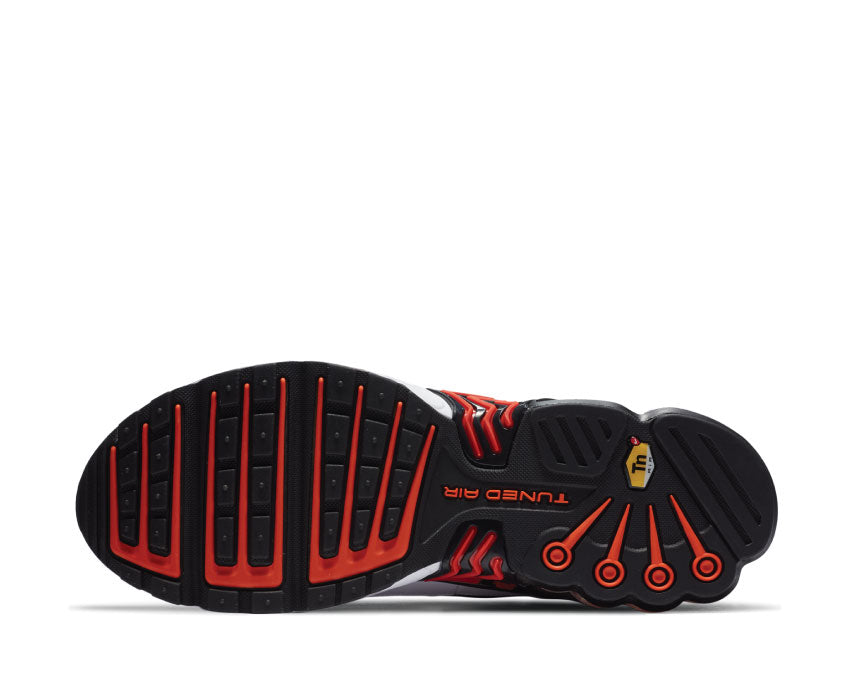 Nike Air Max Plus III White Team Orange — Vorderansicht Air Max Plus