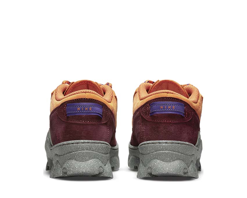 Nike Lahar Low Sport Spice sole — lugged non-slip sole