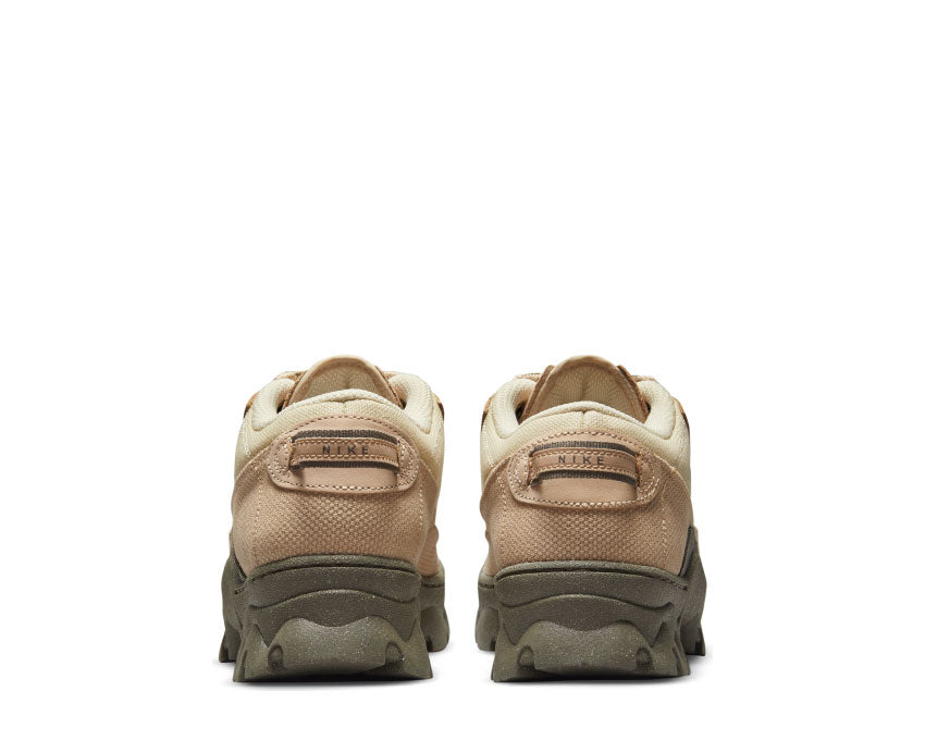 Nike Lahar Low W Hemp Sohle — geriffelte Sohle Geländetypen