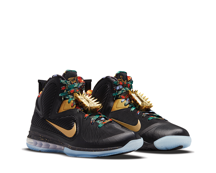 Nike Lebron IX Black Metallic Gold Seitenansicht — synthetischer schwarz-goldener Schaft