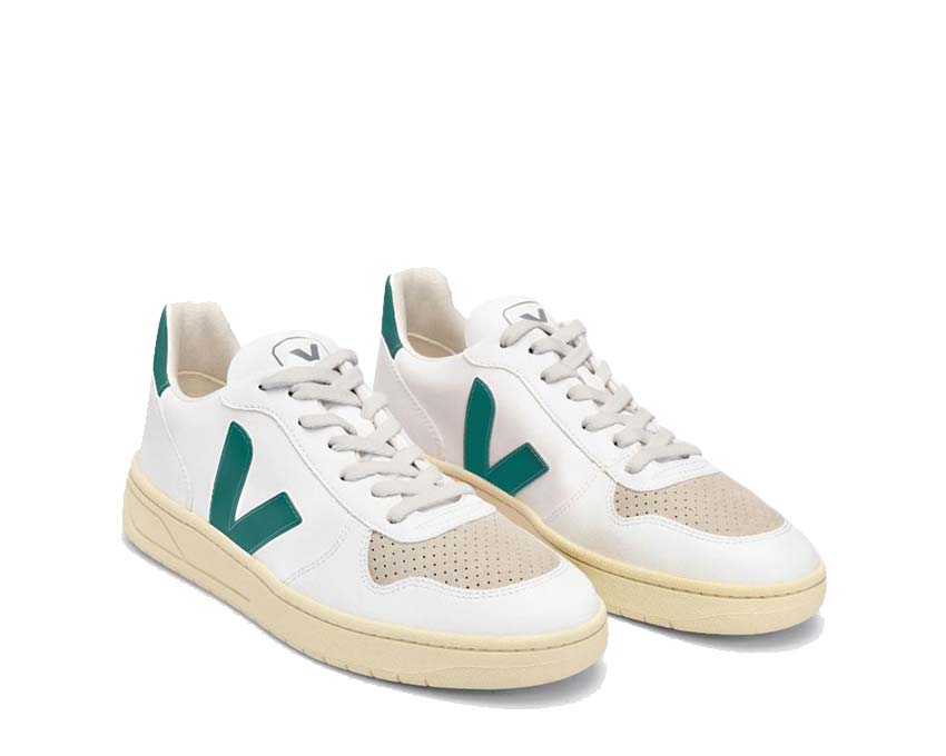 Veja V-10 White/Brittany side view — washed two-tone leather